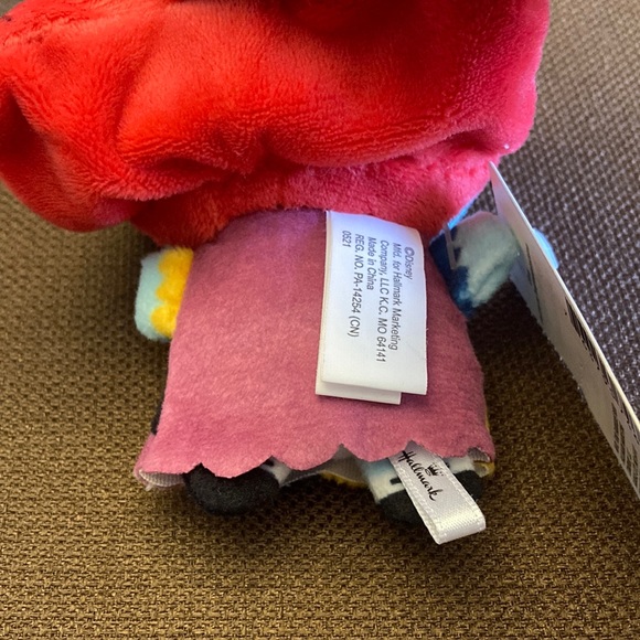 ⚜️Sally NBC Hallmark Mini Plush Ornament! NWT! - Picture 4 of 6